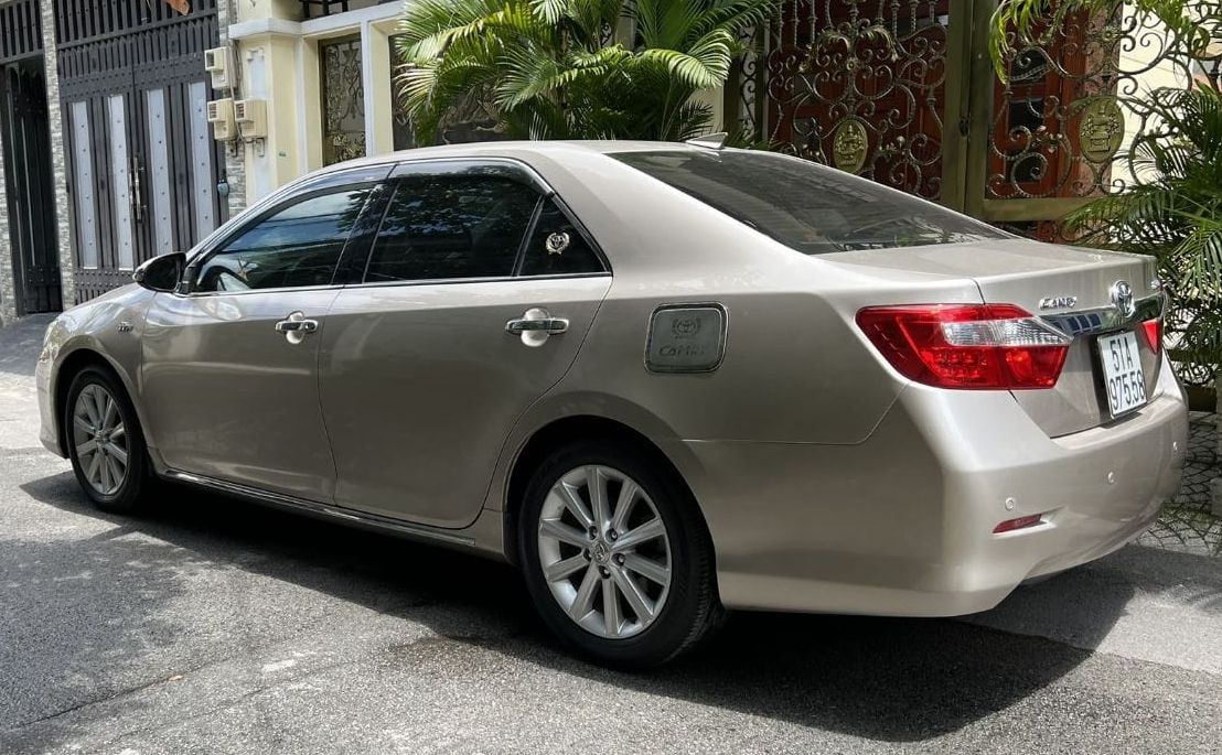 Toyota Camry 2014 Mau 61670429455